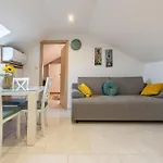 1 Bedroom Stunning In 公寓