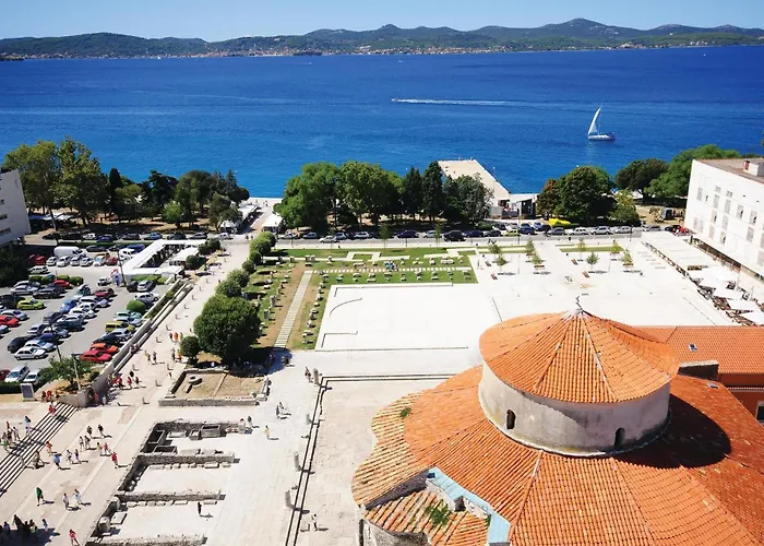 1 Bedroom Stunning In Apartamento Zadar