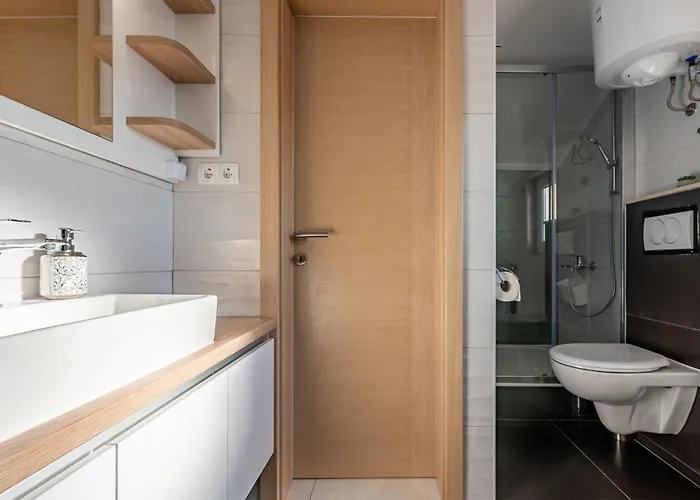 Apartamento 1 Bedroom Stunning In *