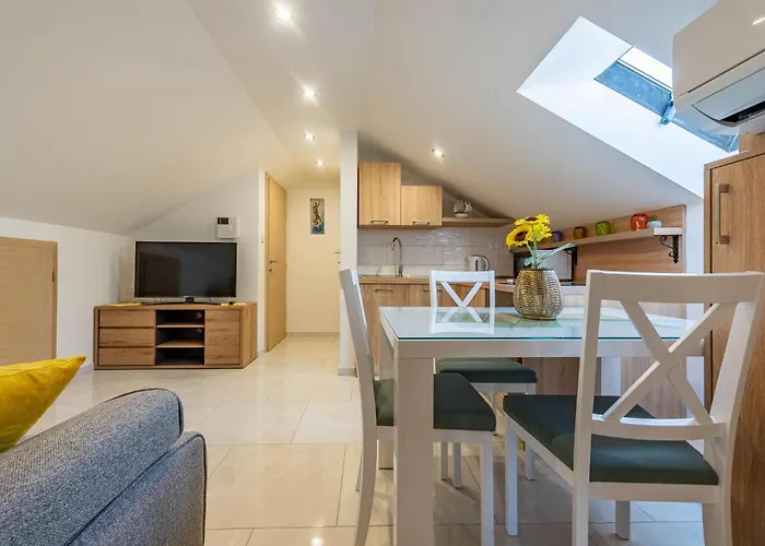 1 Bedroom Stunning In